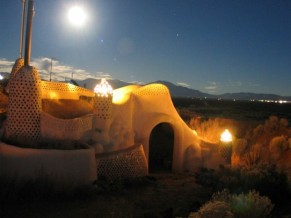 Earthships - Green living in Ecohomes