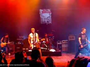 YOUTH BRIGADE - reviving DIY punk rock