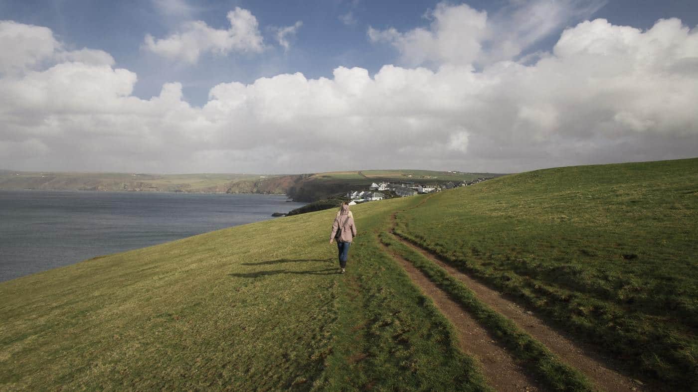 Walking meditation - invitation to practice