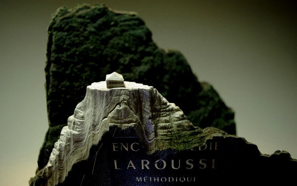 CLOUD OF UNKNOWING: Guy Laramee creates art that just “is” - laroussemethodique