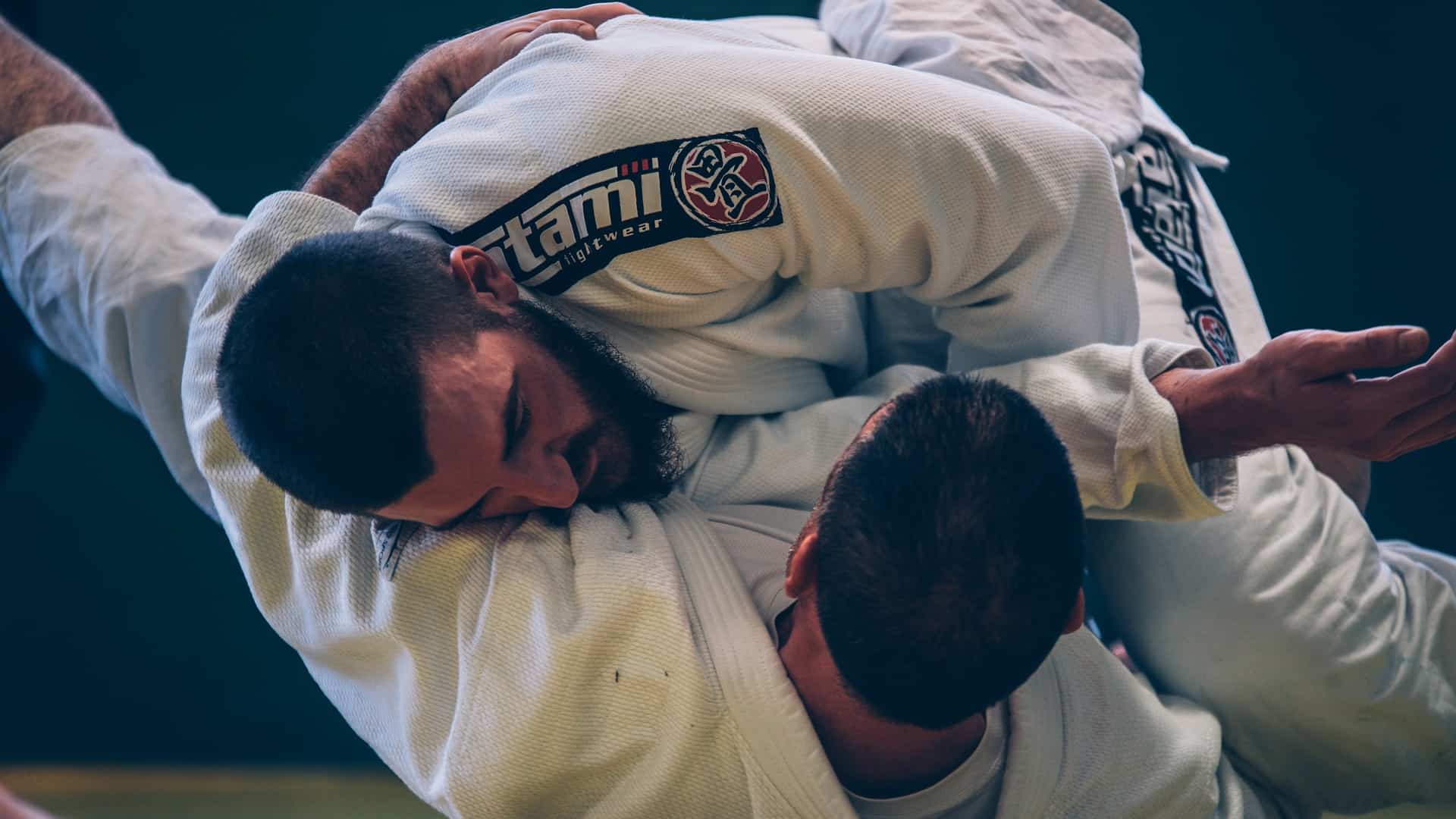 brazilian jiu-jitsu - follow through swing