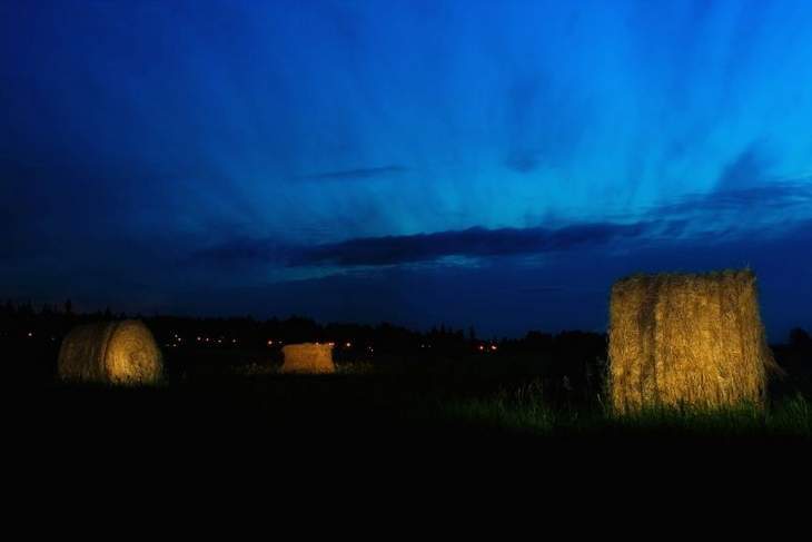 A SHOUT IN THE NIGHT: An excerpt from The Girl Who Sang to the Buffalo 71 Hay bales - Fiction excerpt from Kent Nerburn