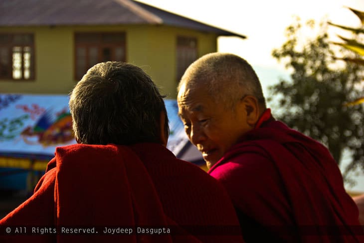 THE GURU SEARCH: Do we really need a spiritual teacher? 13 Two Buddhist monks talking