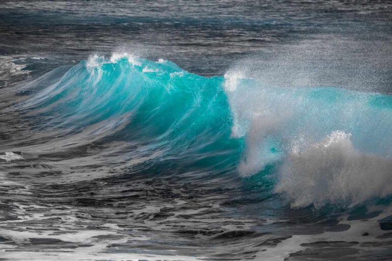 Ocean wave