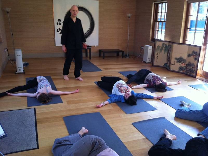 Julian Daizan Skinner teaches Zen Yoga - Boris's story