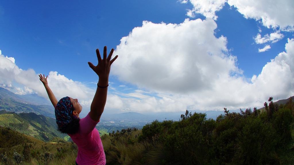 IT'S NOT A DIET: 4 benefits of mindful eating for recovering addicts 13 woman with hands in the air enjoying the view