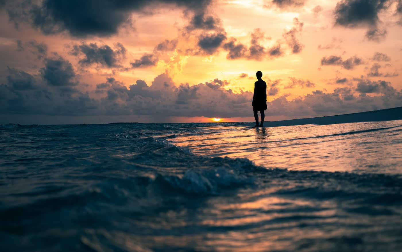 WOMEN RISING The Rise of the Spiritual Feminine