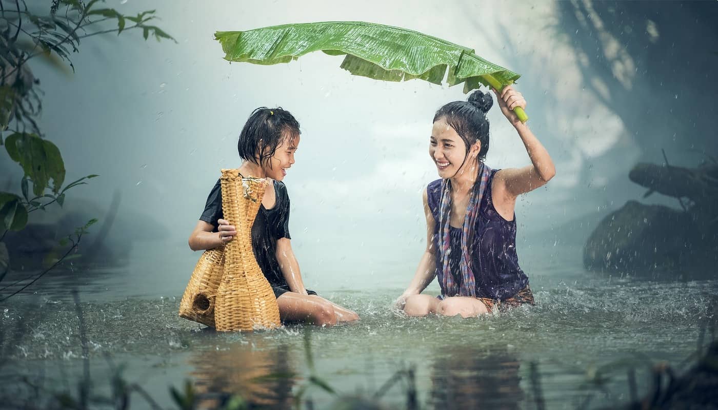 A FREE GIFT IN THE MIDST OF AFFLUENCE Proof that the best things in life are free2