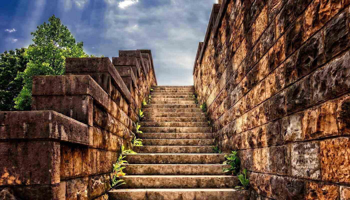 GIVE ME SILENCE OR GIVE ME DEATH The Hermit Peter of Morrone Part 2