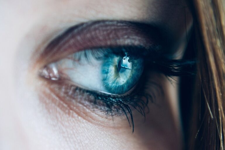 woman's eye