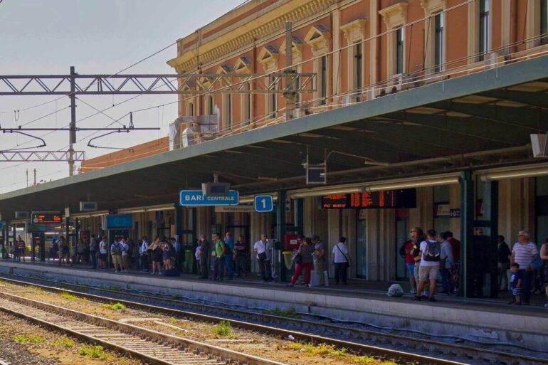 Bari Station