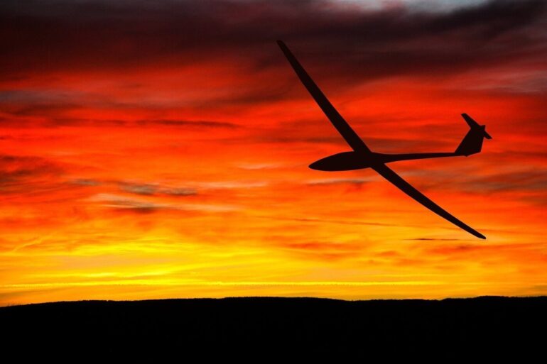 glider at sunset - How Mindfulness Can Help Us Find Peace in an Age of Distraction