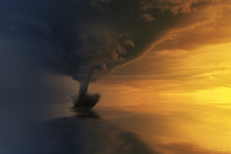 Tornado at sunset - Insomnia and the Teachings of Spiritual Healer Jian Xiang Ting