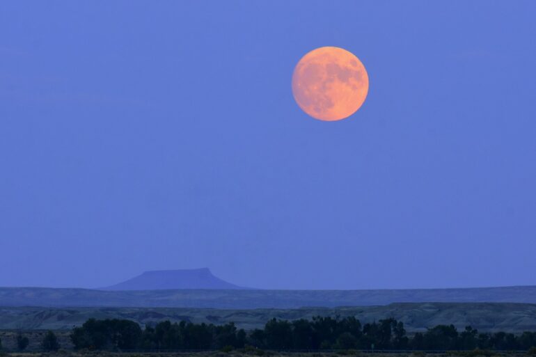 Sturgeon moon
