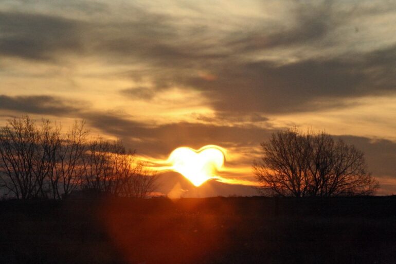 Sun going down in the shape of a heart - 3 Authentic From-The-Heart Poems, Including "Nostalgia"
