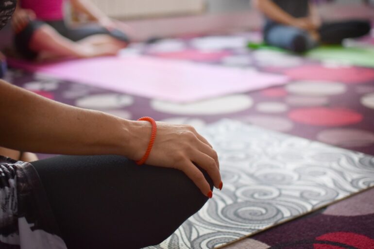 A PRACTICE THAT TOUCHES VIPASSANA, SAMADHI AND SAMATHA: By using nothing but a piano piece 13 People meditating on Yoga mats in class - A Memorable Example of Secular, Doctrinally Sound Meditation