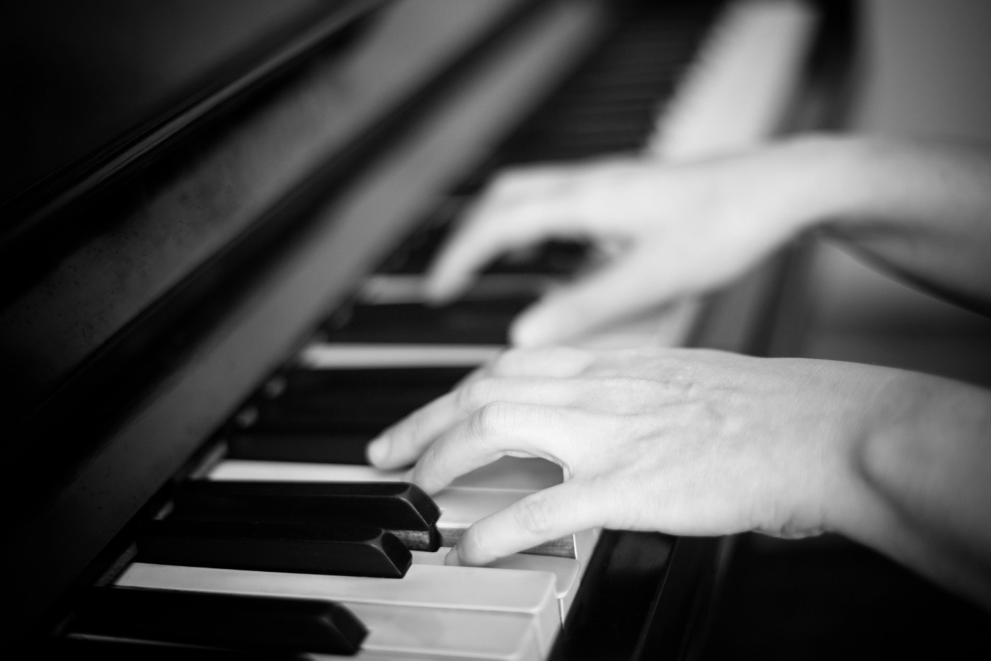 A PRACTICE THAT TOUCHES VIPASSANA, SAMADHI AND SAMATHA: By using nothing but a piano piece 14 Two hands playing piano - A Memorable Example of Secular, Doctrinally Sound Meditation