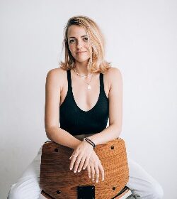 Natasha Zo